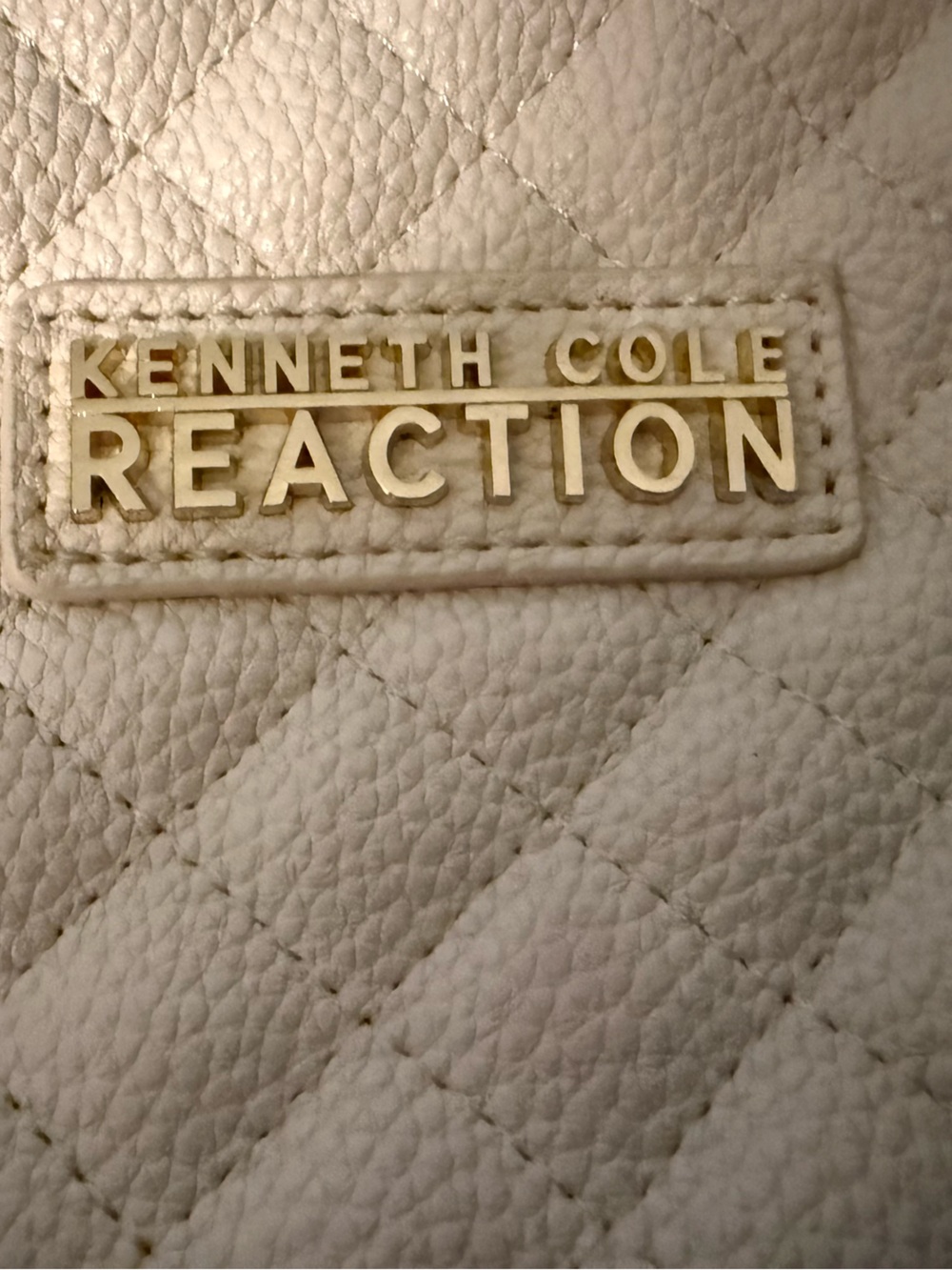 Kenneth Cole Reaction cream quilted shoulder bag